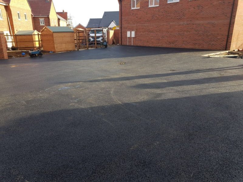 asphalt tarmac contractor reading